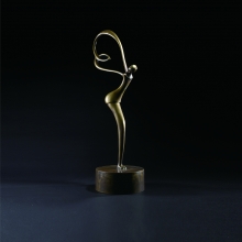 單飛-大美無言藝術空間